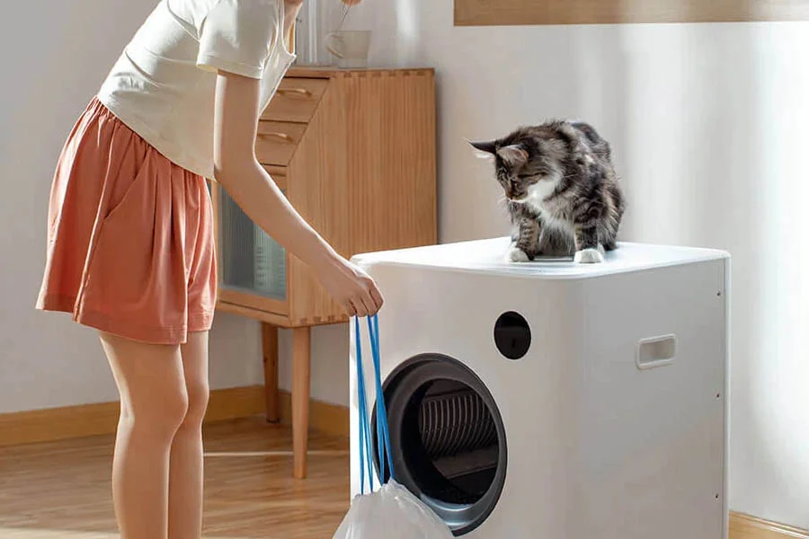 self-cleaning cat litter boxes
